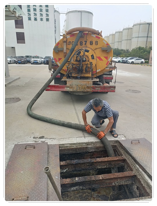 松山湖隔油池清掏